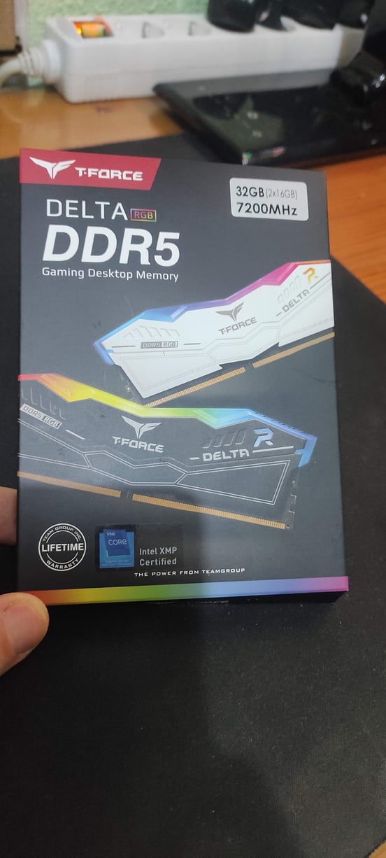 Memória RAM Team Group T-Force Delta RGB DDR5 6400MHz 32GB (2x16GB