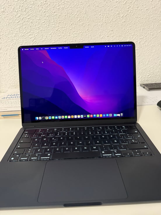 Apple MacBook Air Apple M3 8 Núcleos/16GB/256GB SSD/GPU 8 Núcleos