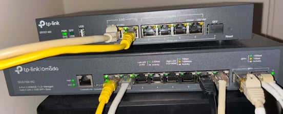 TP-Link Omada SG3210X-M2 Switch Gerido L2+ Gigabit 2.5G com 8