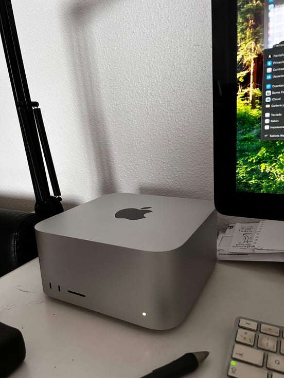 Mini PC Apple Mac Studio Apple M2 Ultra/64GB/60 Core GPU/1TB SSD