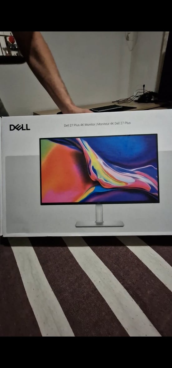 Dell S2725QS Monitor 27″ 4K, 120Hz, IPS com FreeSync Premium